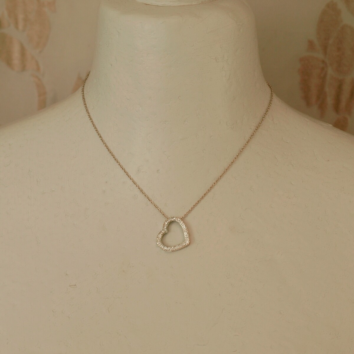 Solid Silver &amp; CZ Heart Pendant Necklace