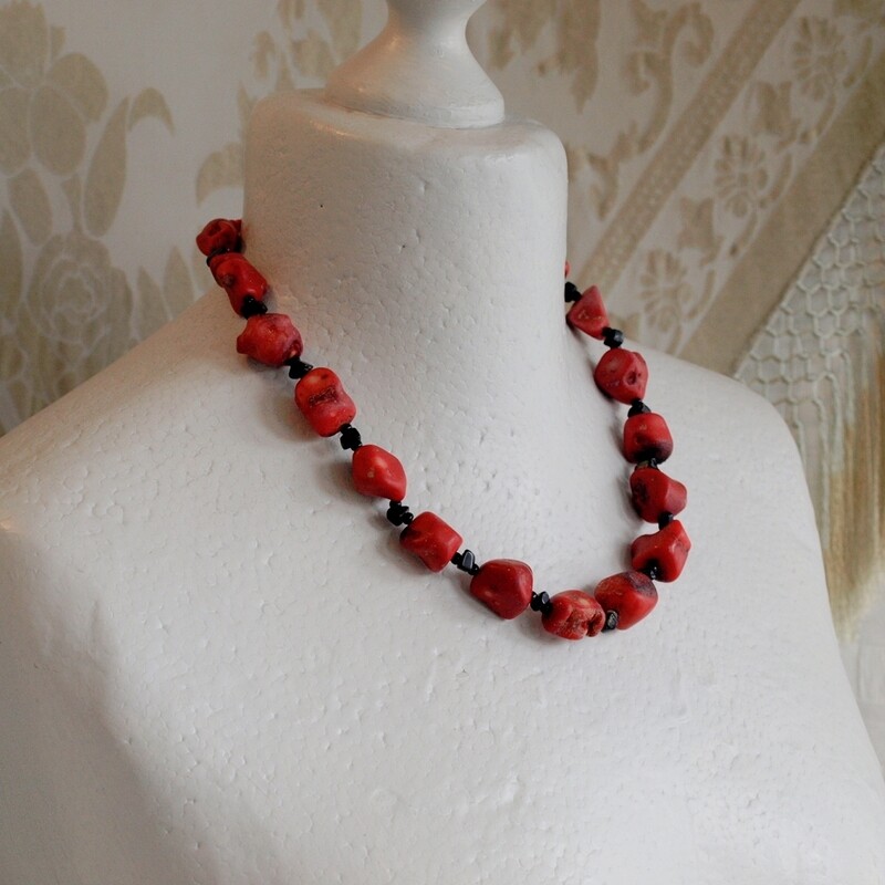 Chunky Red Coral &amp; Black Jet Necklace