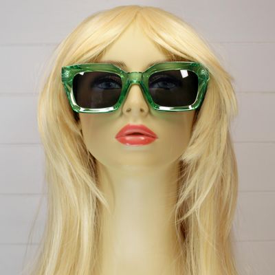 Green Recycled Retro Style Sunglasses