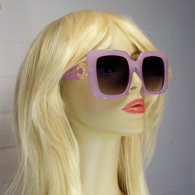 Eco-Friendly Oversize 70s Style Lilac Sunglasses