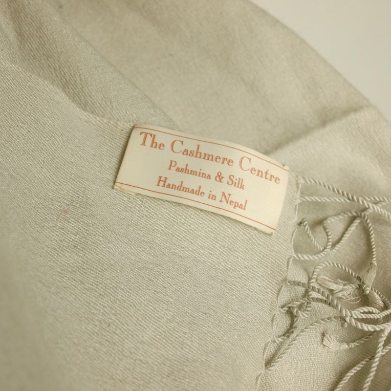 THE CASHMERE CENTRE LADIES GREY PASHMINA SHAWL