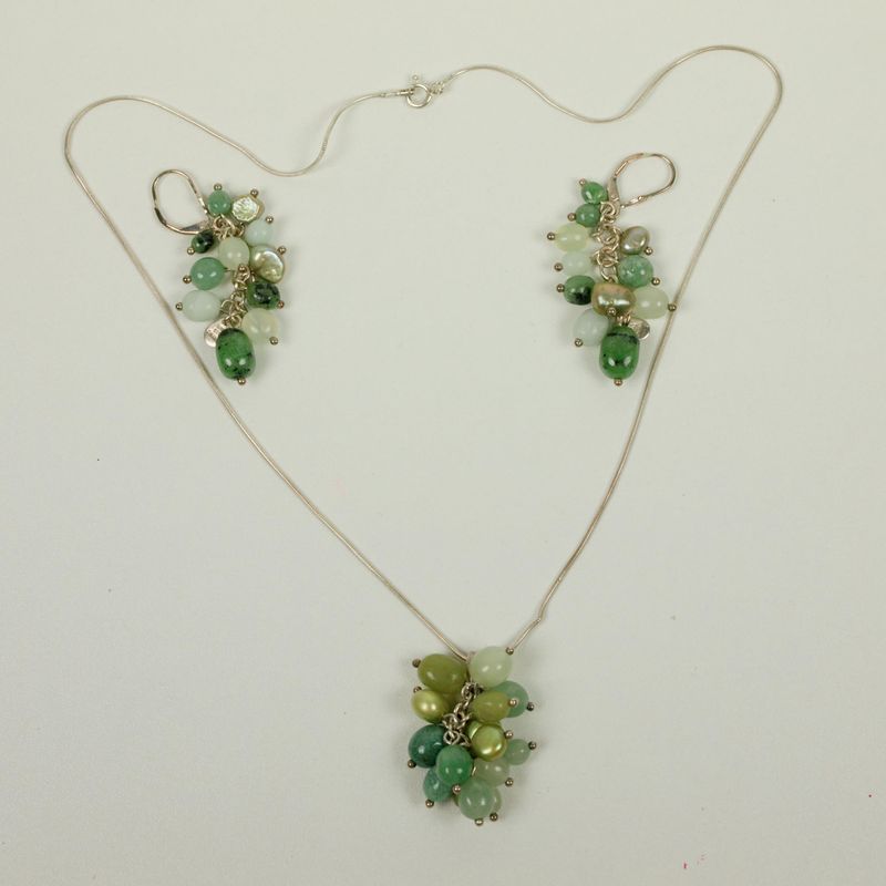 GREEN GEMSTONE &amp; PEARL SILVER NECKLACE &amp; EARRINGS