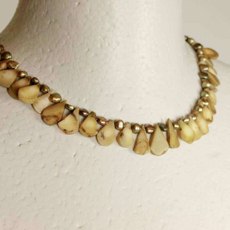 Brown Coral &amp; Pearl Necklace