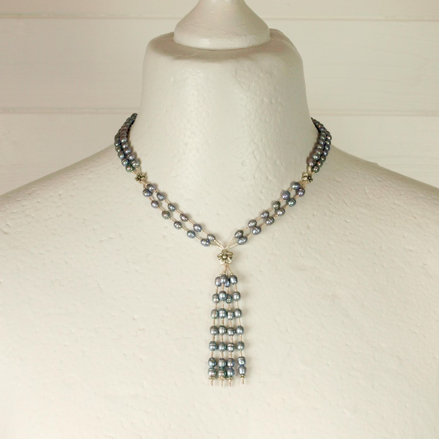 Grey Pearl Lariat Necklace