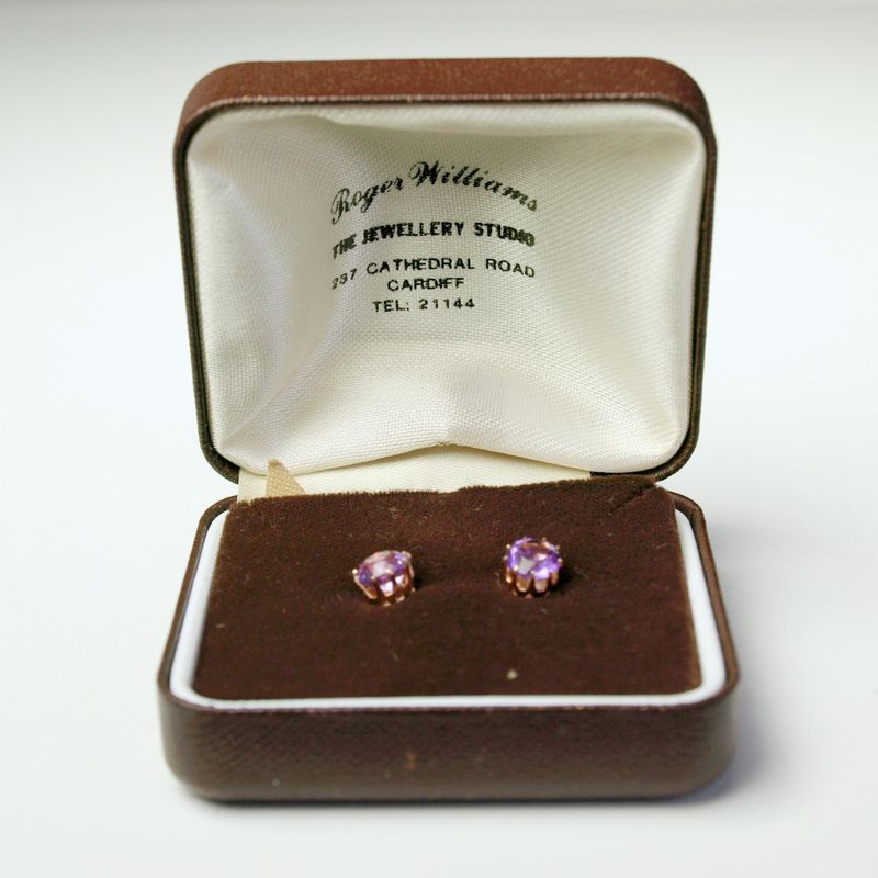 Vintage Amethyst &amp; 9ct Gold Stud Earrings