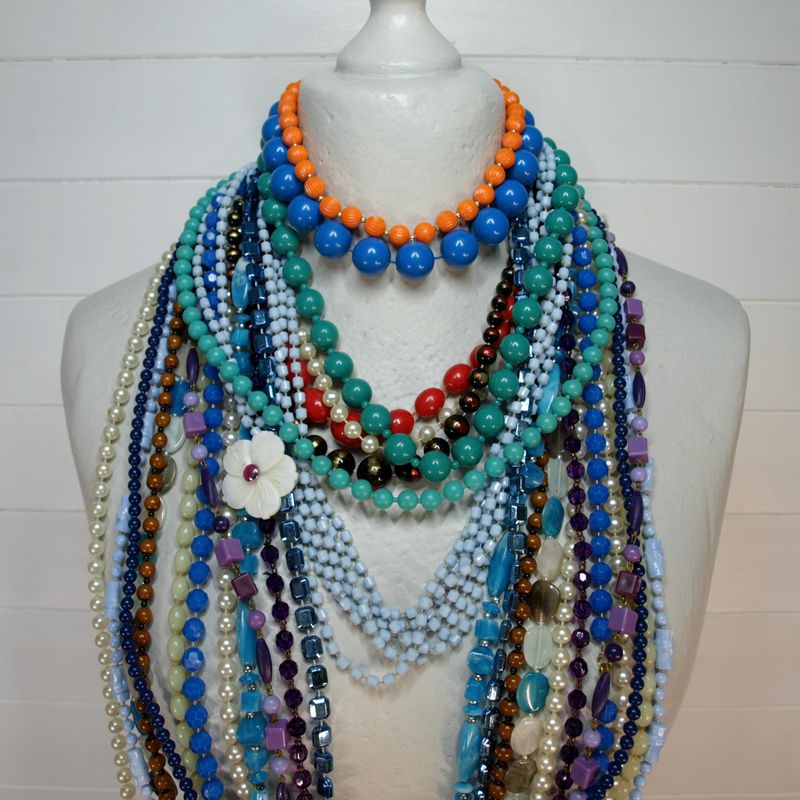 Wholesale Lot of 19 Vintage Plastic Necklaces