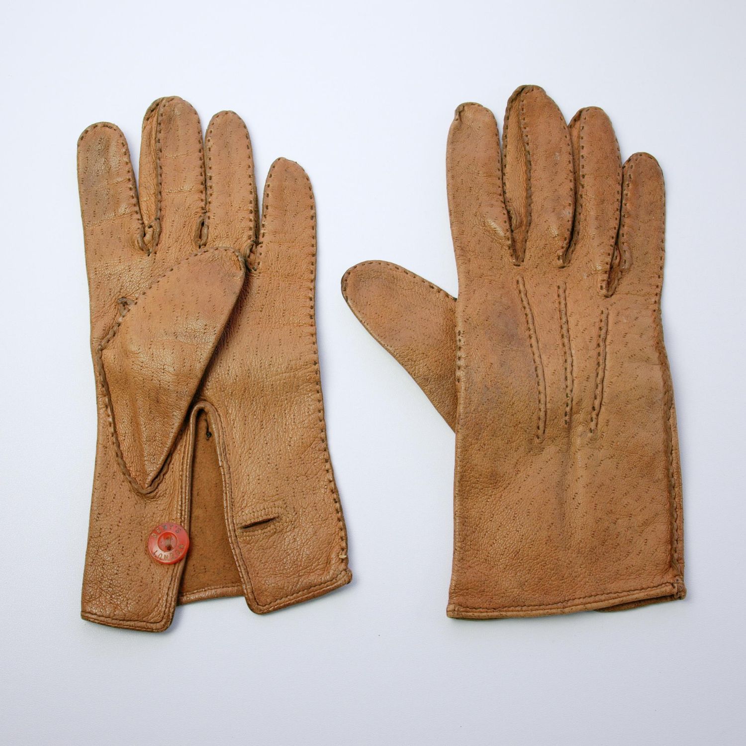 Vintage Handstitched Tan Leather Dents Gloves - S/M