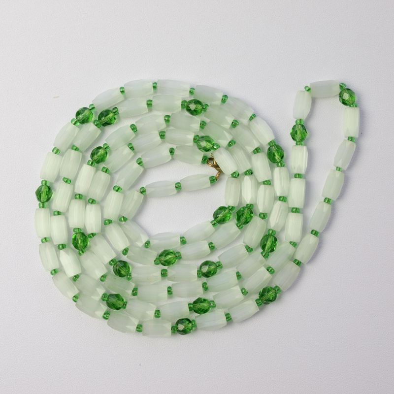 Antique 1920s Long Flapper Girl Green Candy Cane Glass Necklace