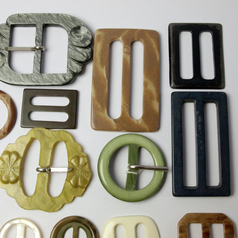 30 Vintage Belt Buckles Lot - Plastic, Bakelite?