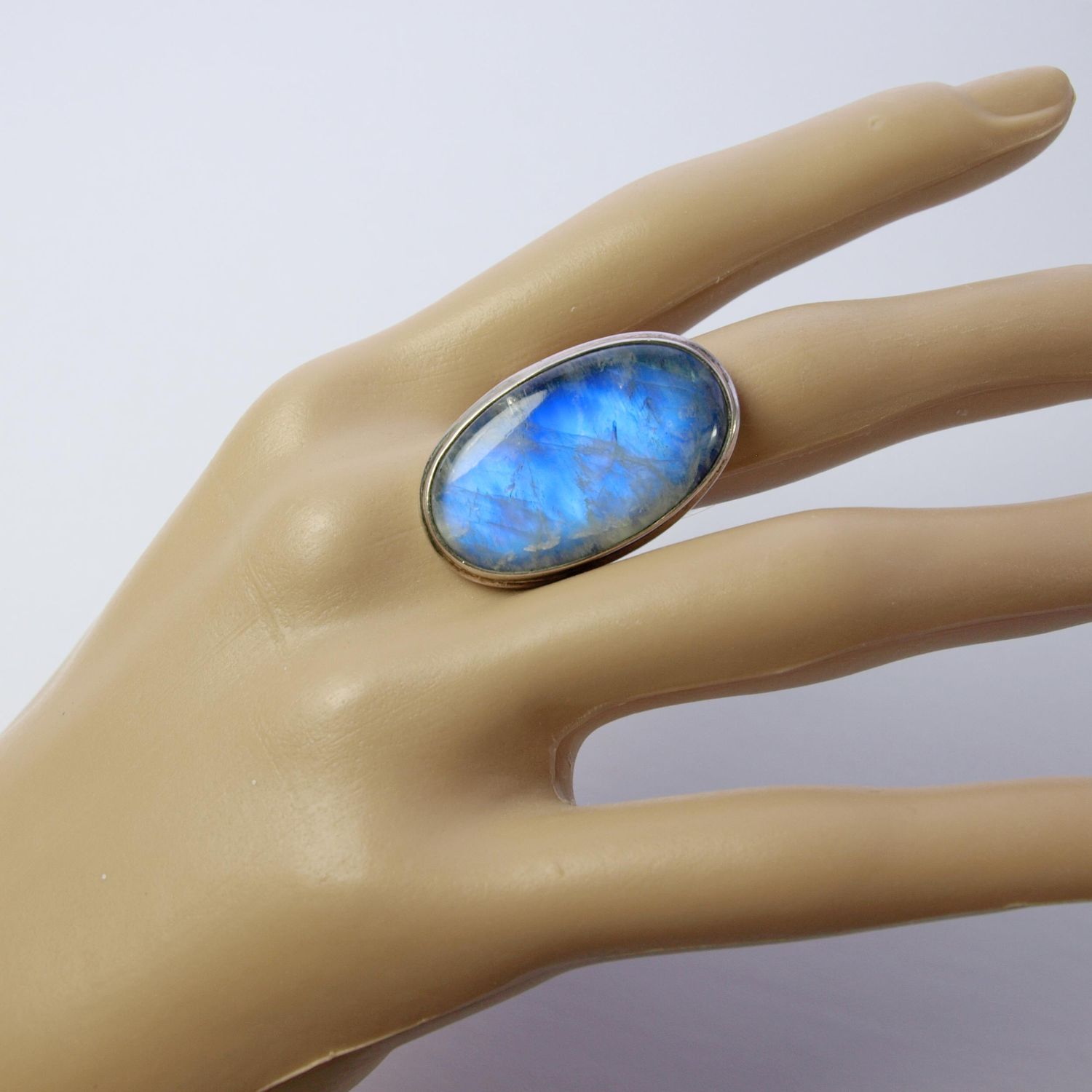 Moonstone &amp; Solid 925 Silver Statement Ring 
