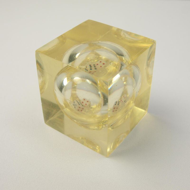 Vintage Resin Dice Kinetic Cube Paperweight