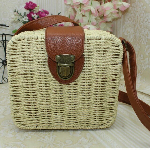 Rattan Picnic bag