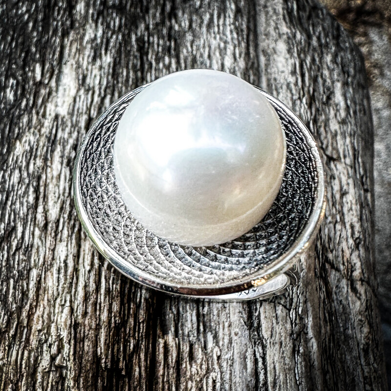 Saltwater Mabe Pearl Ring Size 7
