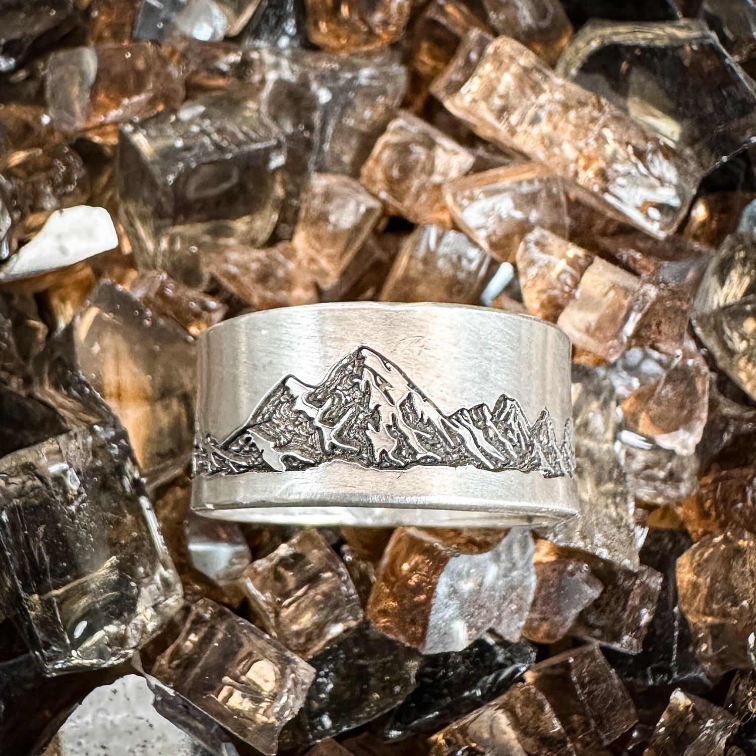 Mountain Ring Size 10