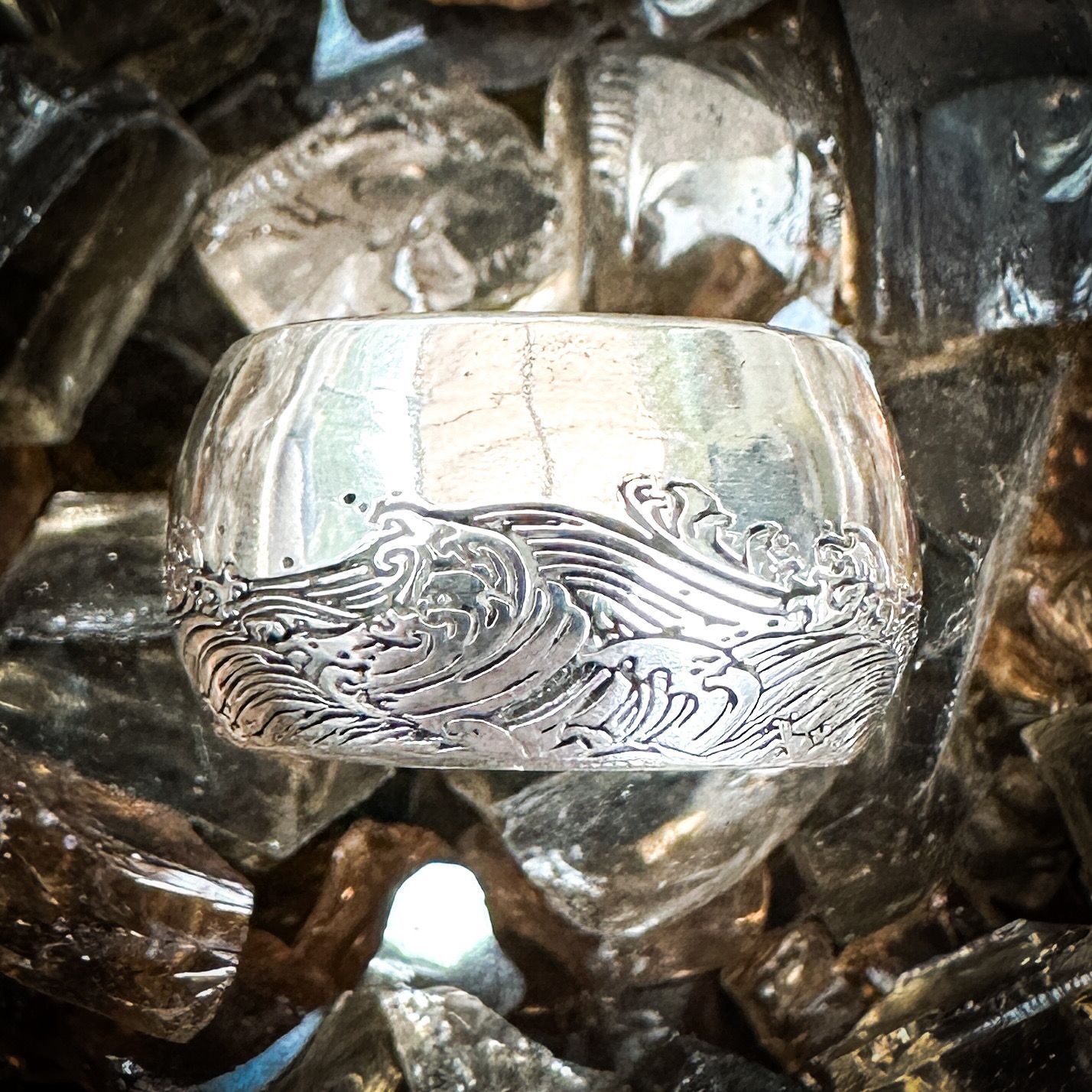 Japanese Wave Ring size 6.5