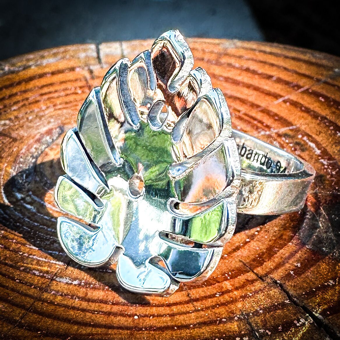 Monstera Ring size 8