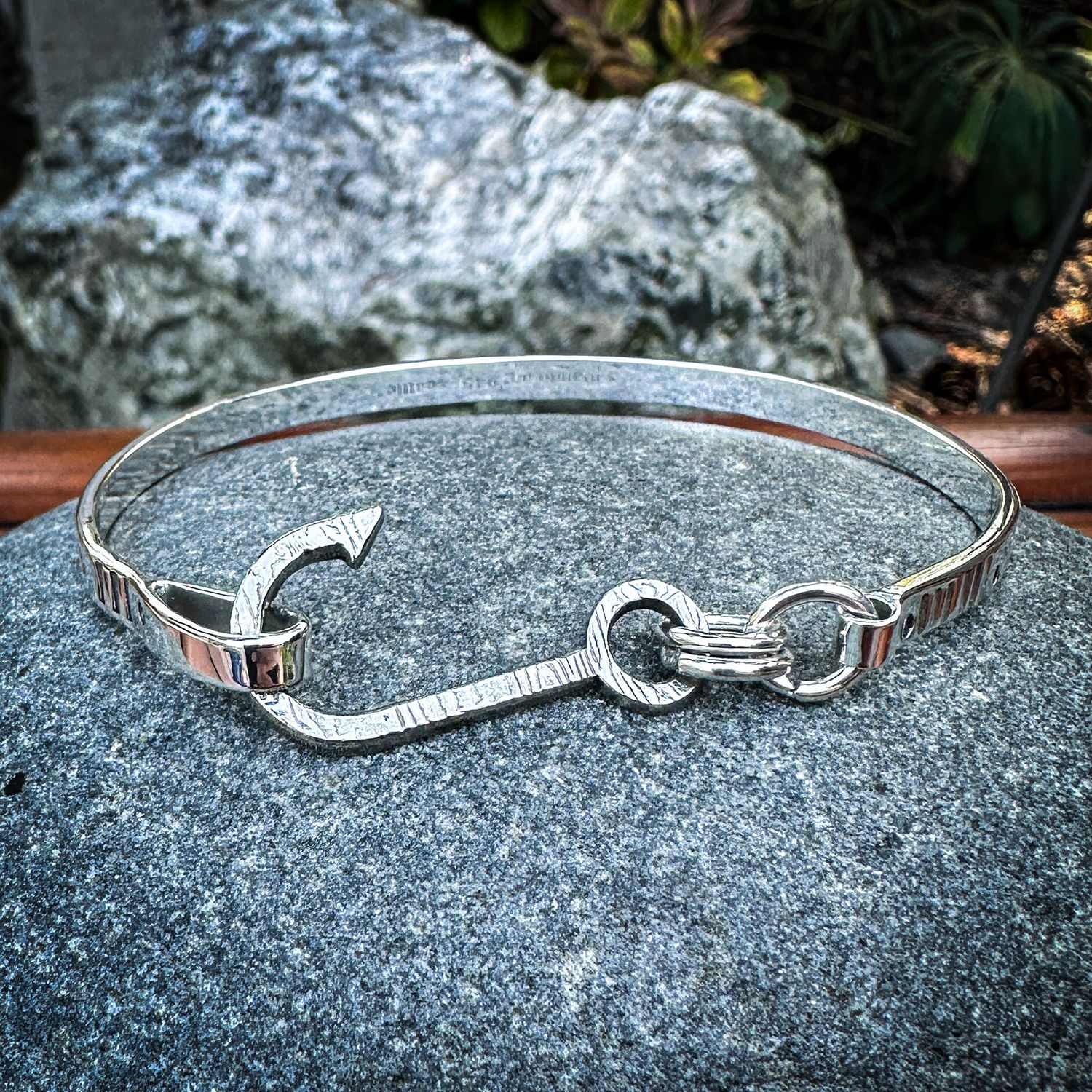Silver And Damascus Fishhook Bracelet size M