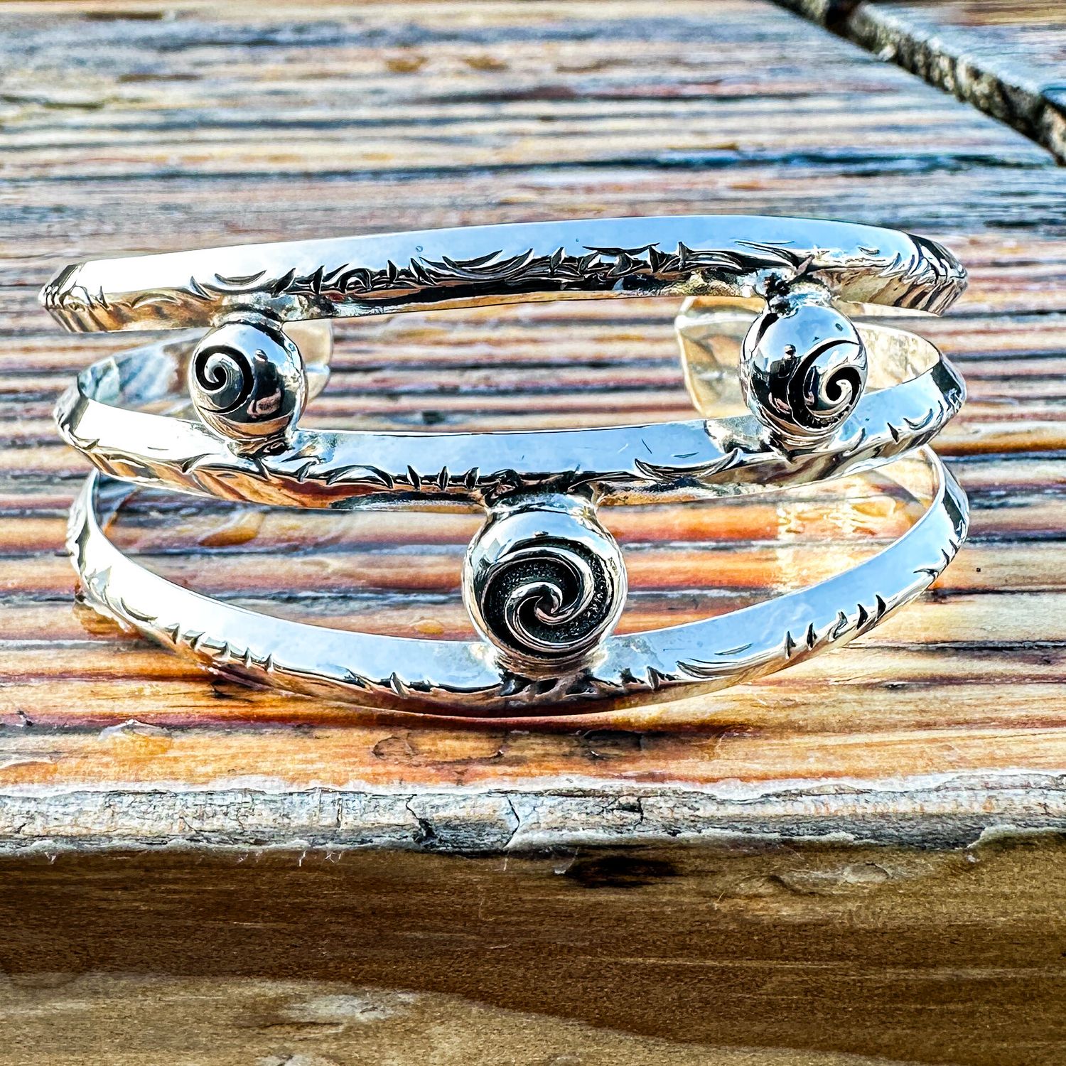 Structural Etched Cuff Size S/M Structural Etched Cuff Size S/M