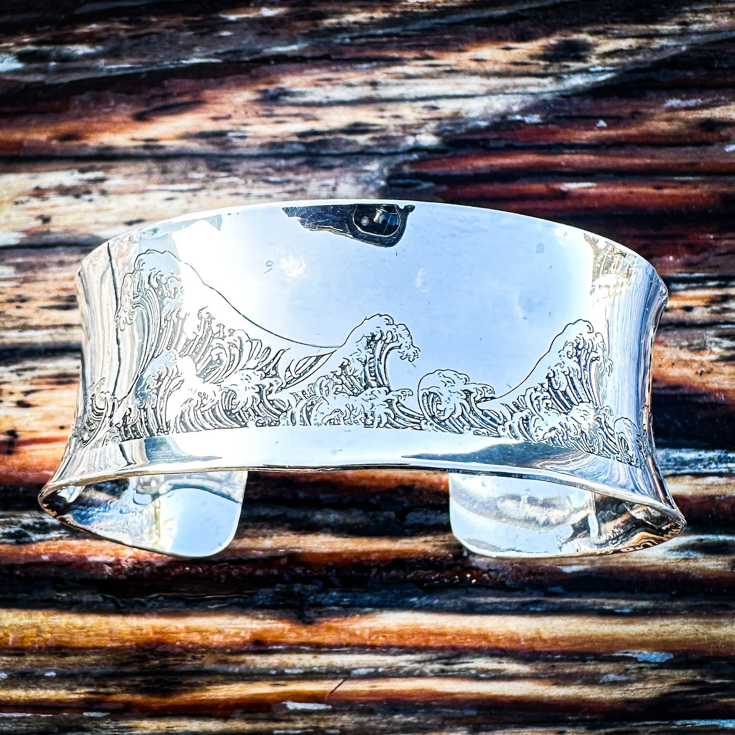 Wide Wave Cuff size m Wide Wave Cuff size m