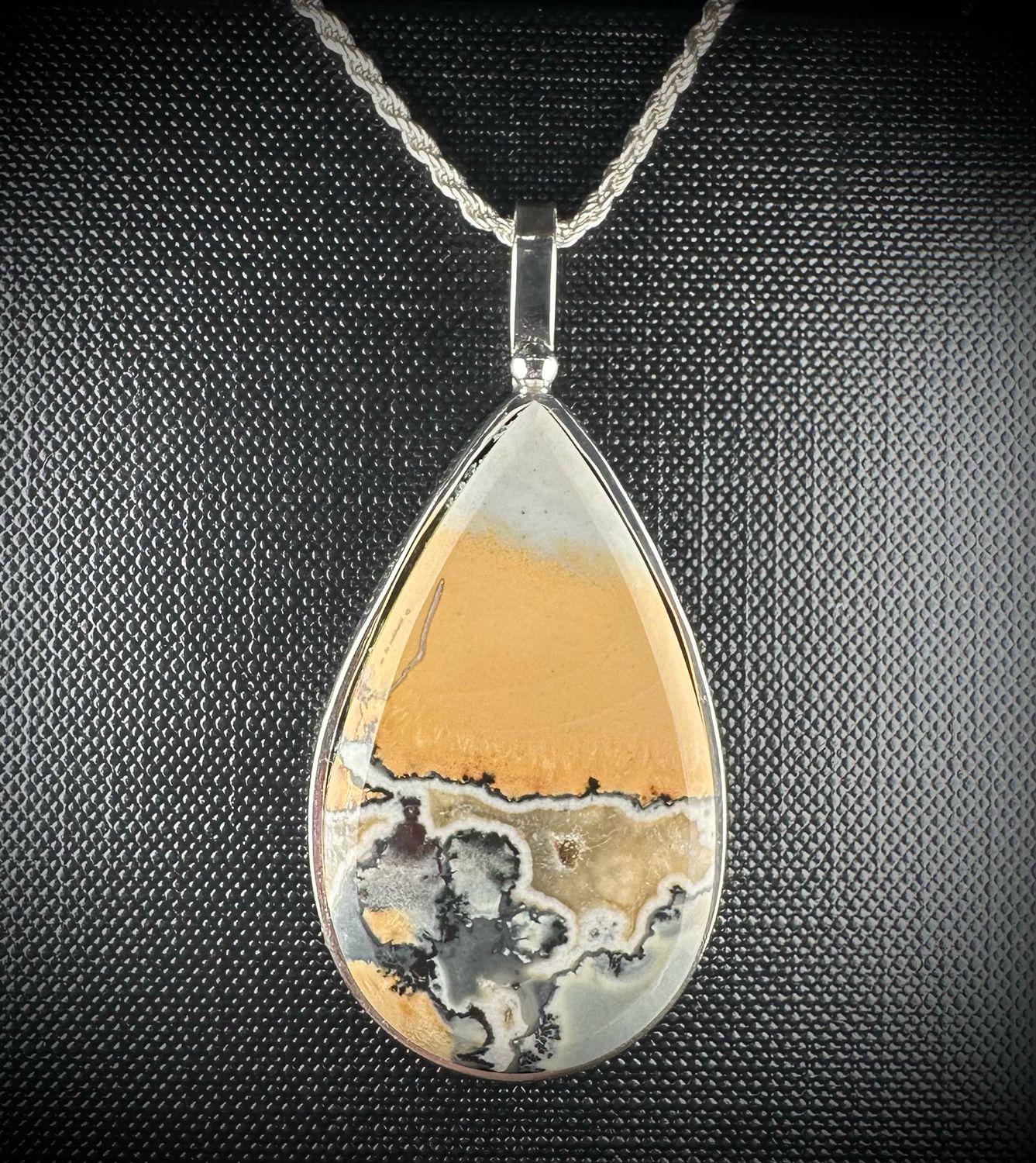 Maligano Jasper Pendant