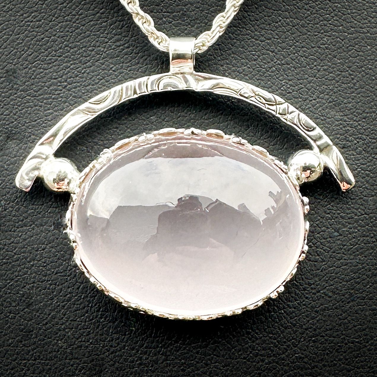 58 carats Rose Quartz Pendant