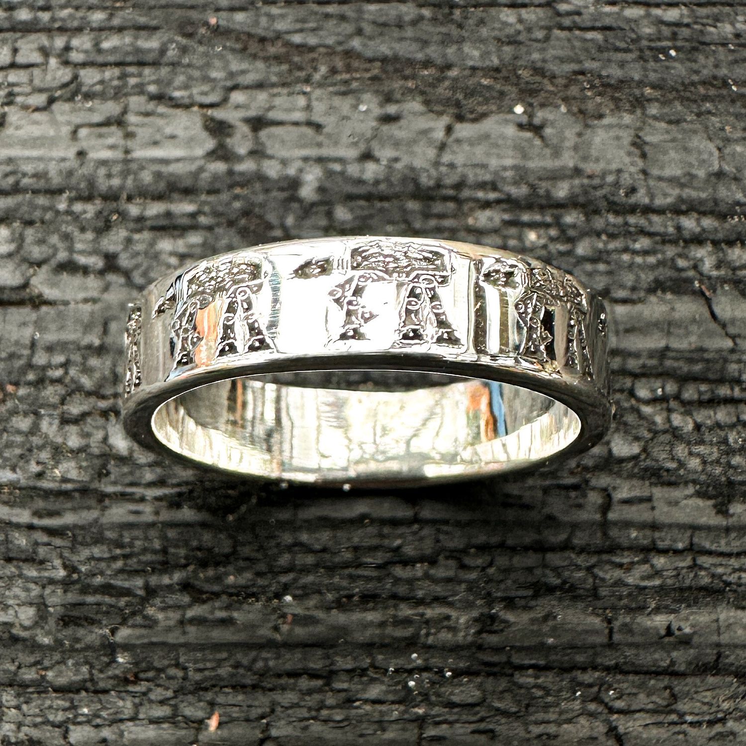 AT-AT Ring size 8 AT-AT Ring size 8