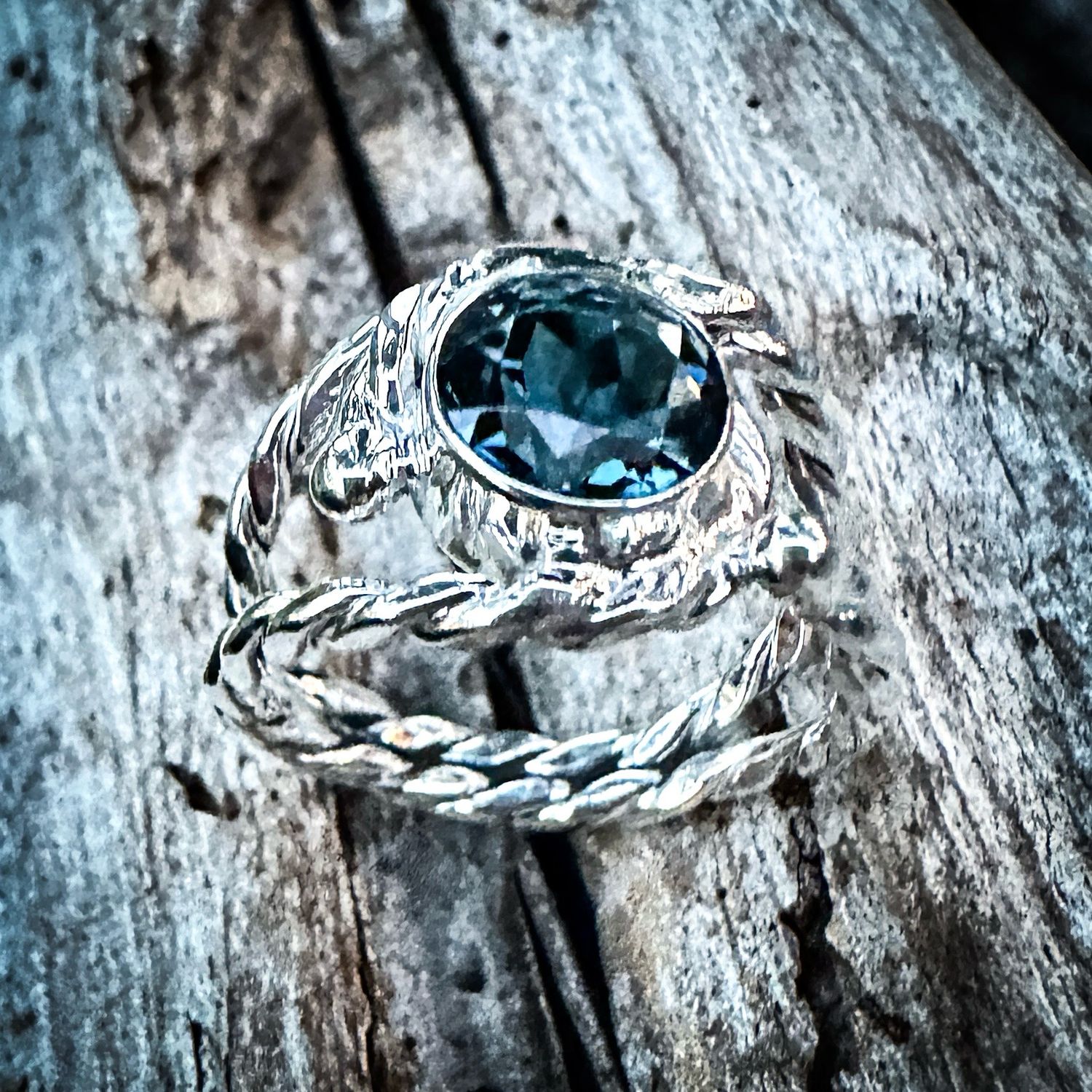 2.9 Carats London Blue Topaz Ring size 7