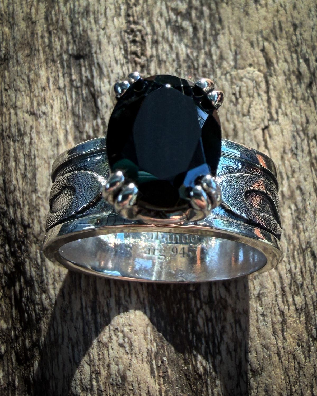 3.65 carats Black Spinel Ring size 7.5 3.65 carats Black Spinel Ring size 7.5