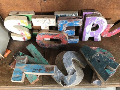 Letters sloophout