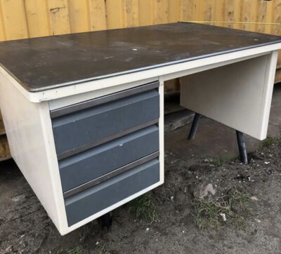 Bureau staal
