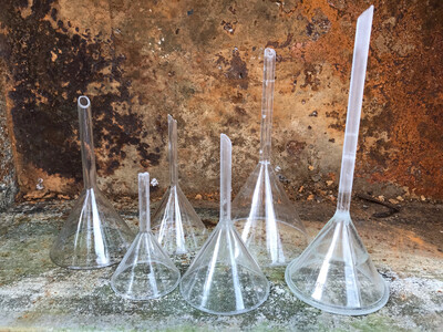 Laboratorium trechtertjes