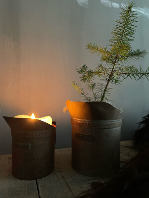 Oude maatbekers