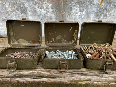 Legerblikjes
