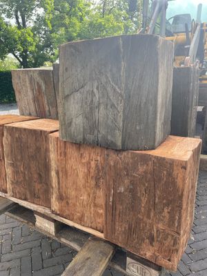 Hout, Meerpalen, Mutsen en Boeien