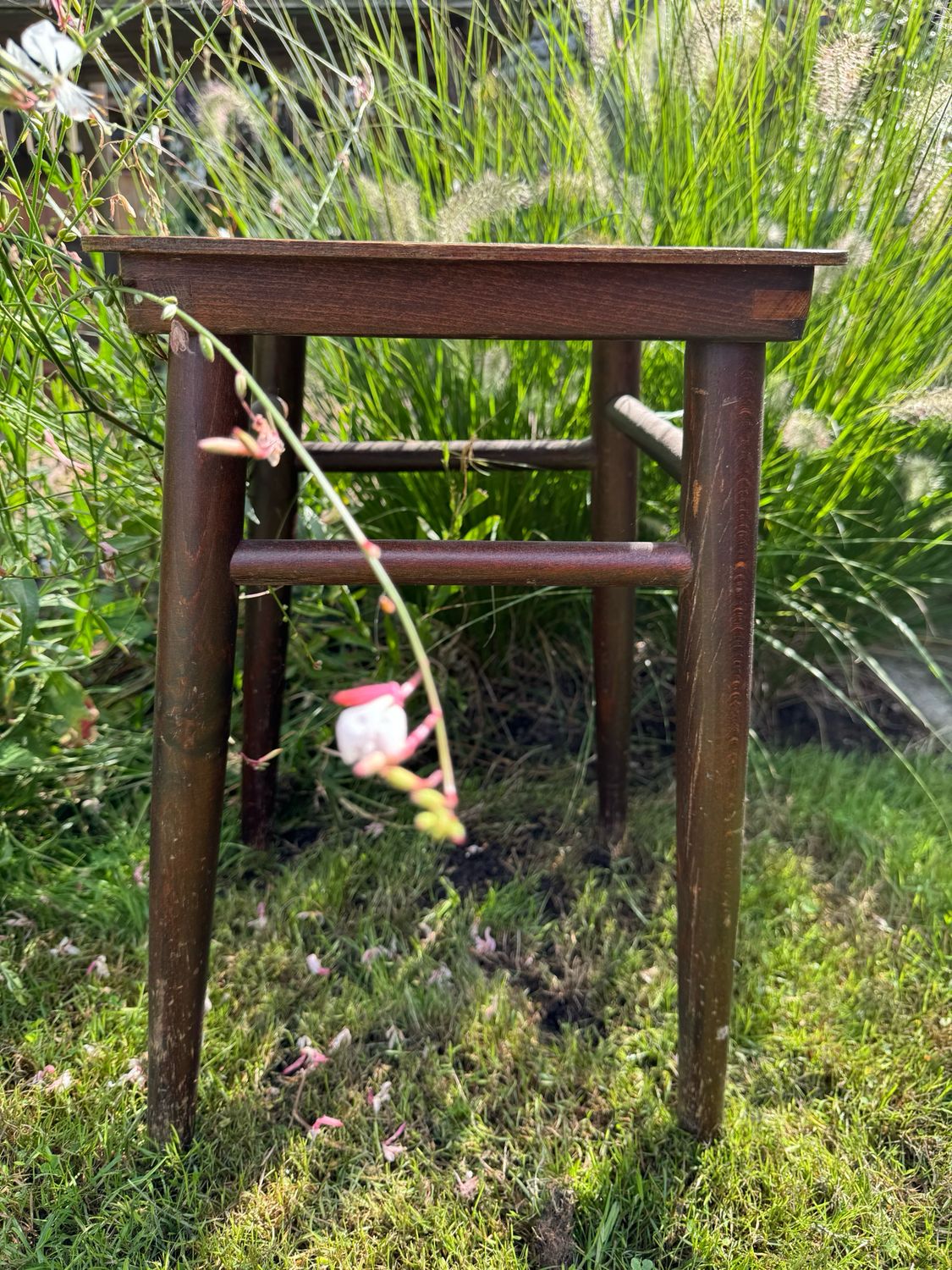 Houten krukje