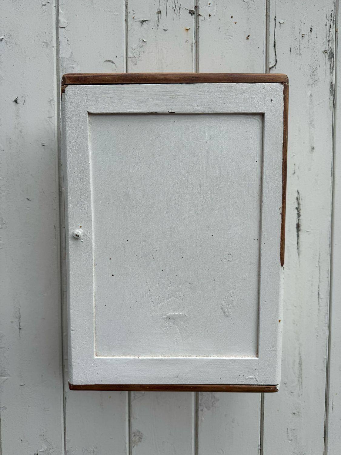 Houten medicijnkastje