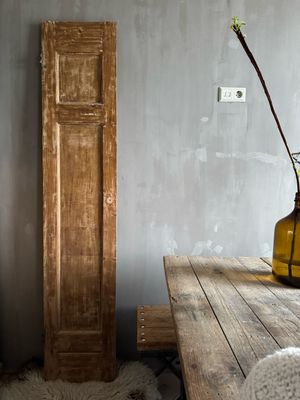 Oude kastdeur
