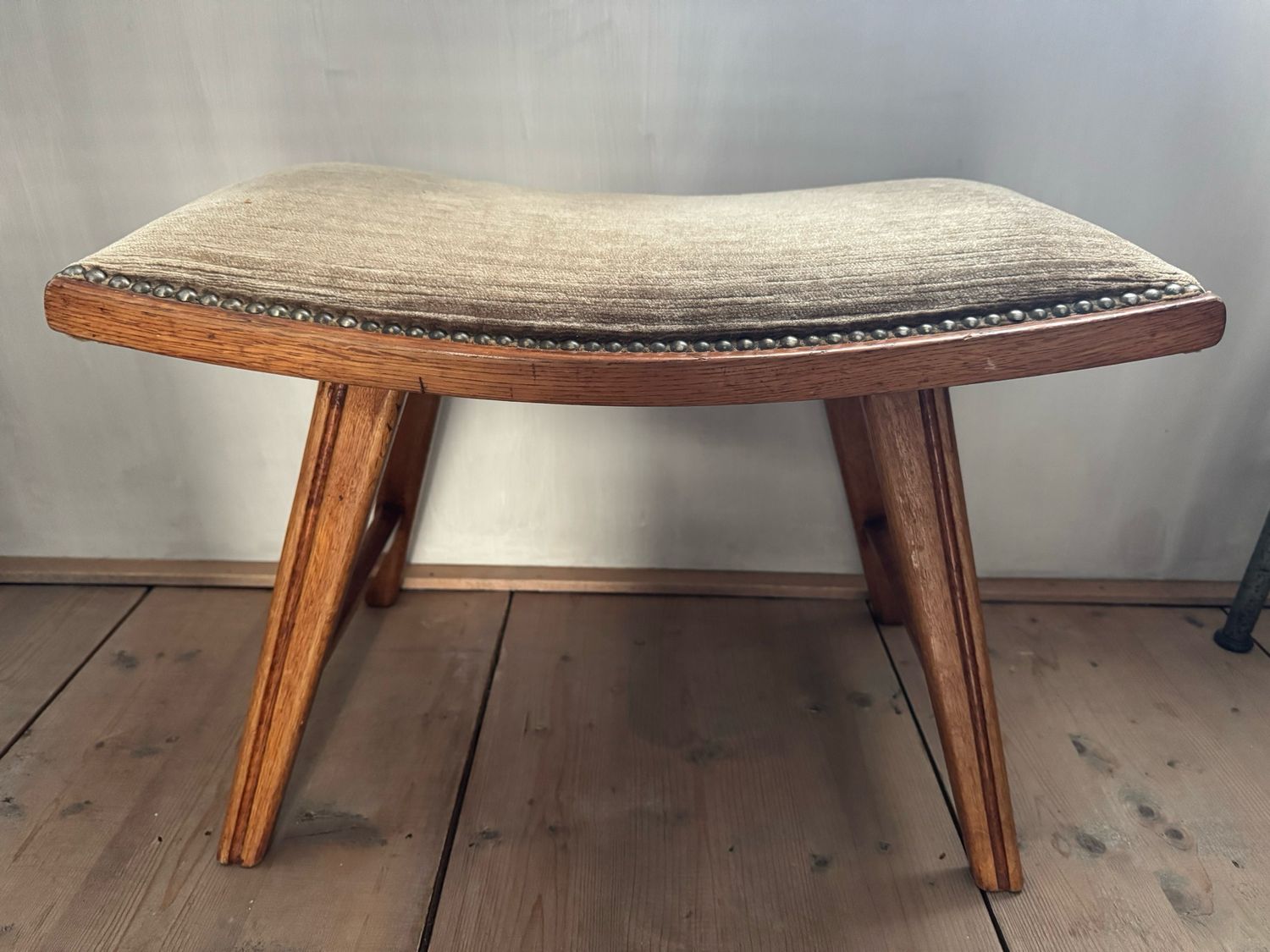 Vintage voetenbankje