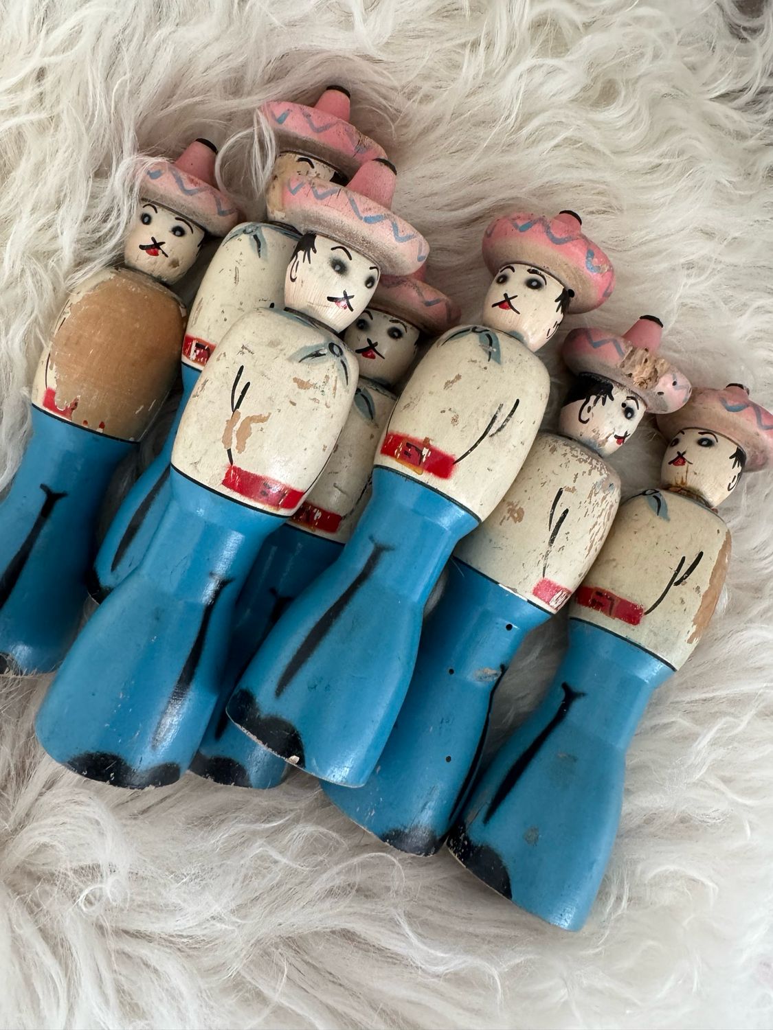 Houten kegel poppetjes