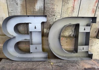 Metalen letters