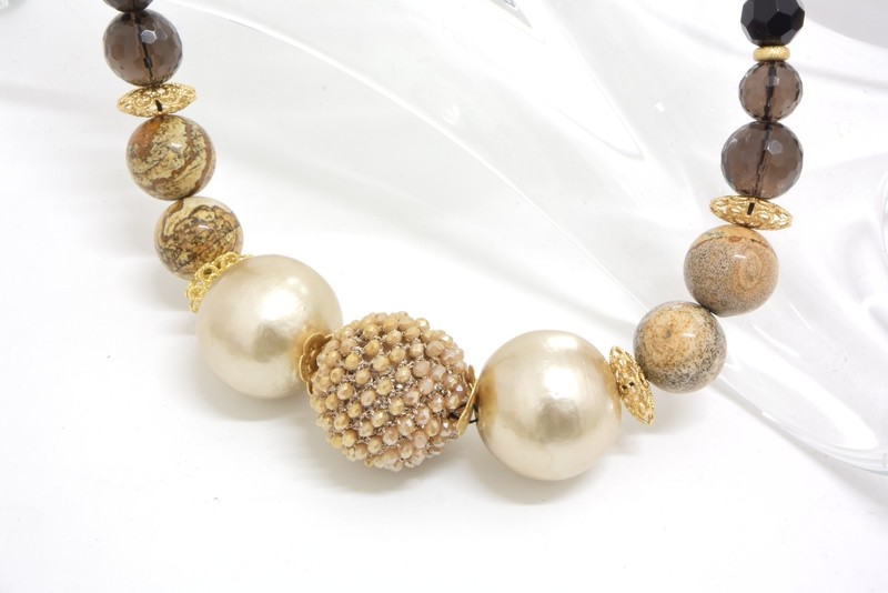 COLLANA PIETRE NATURALI E RESINE