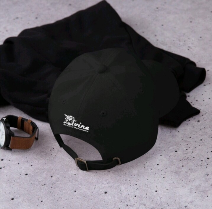 Strapback By D&#39;Vine