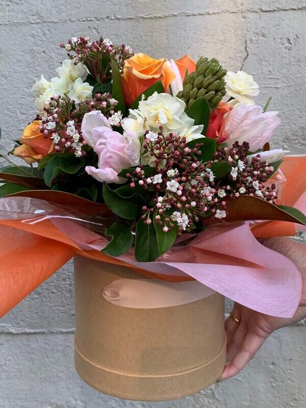 Posy in a Hatbox