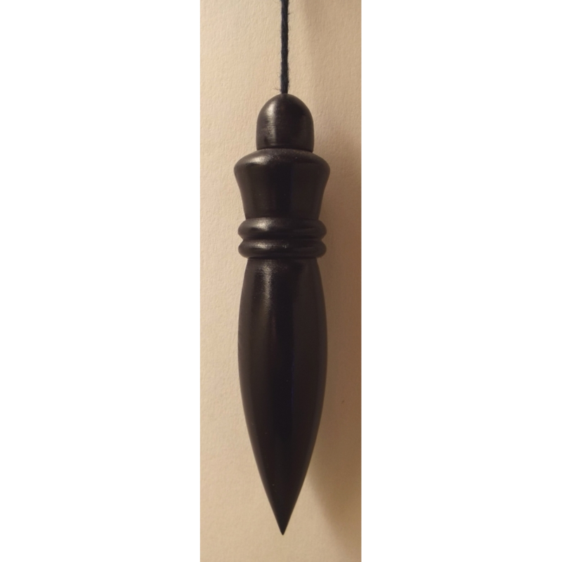 Pendule égyptien en buis teinté