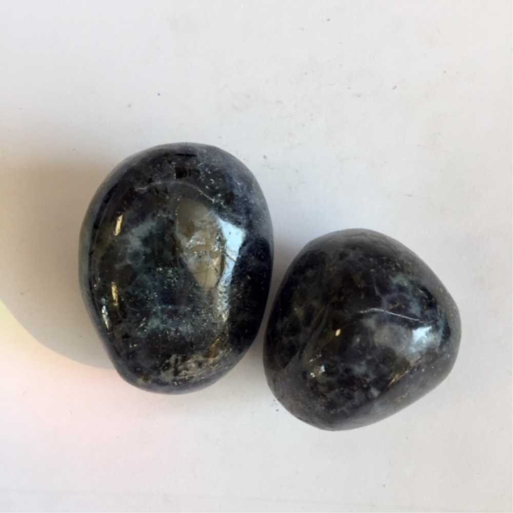 Iolite roulée