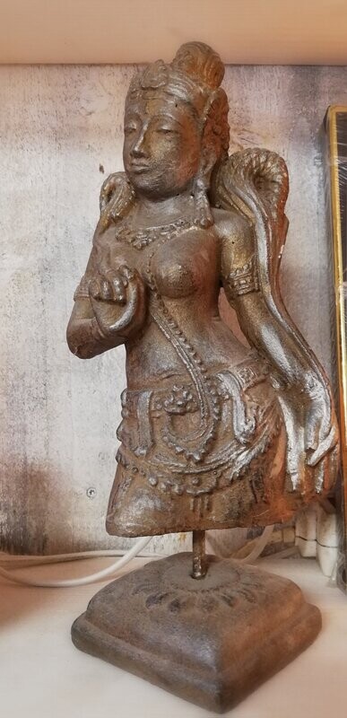 Statuette 30cm
