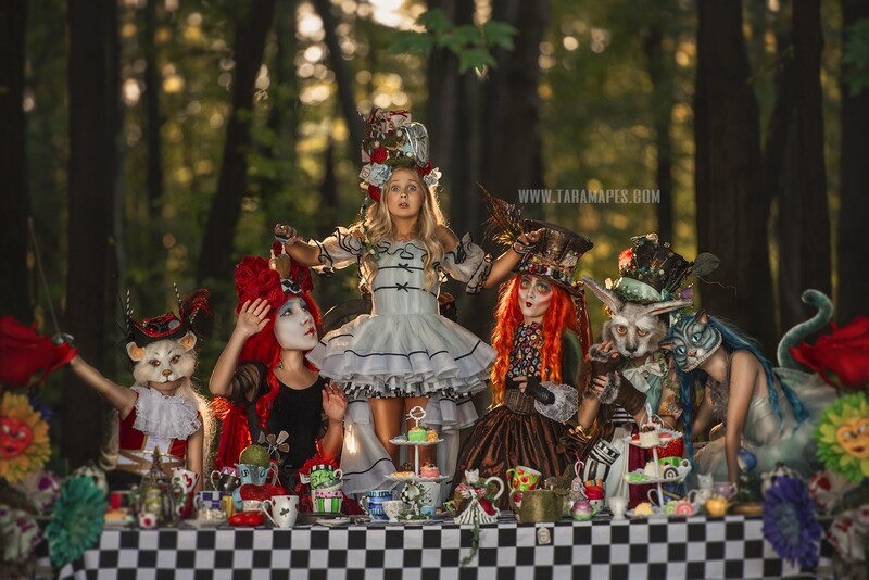 The Wonderland Pack by Tara Mapes - Alice in Wonderland Digital Backgrounds and Overlays