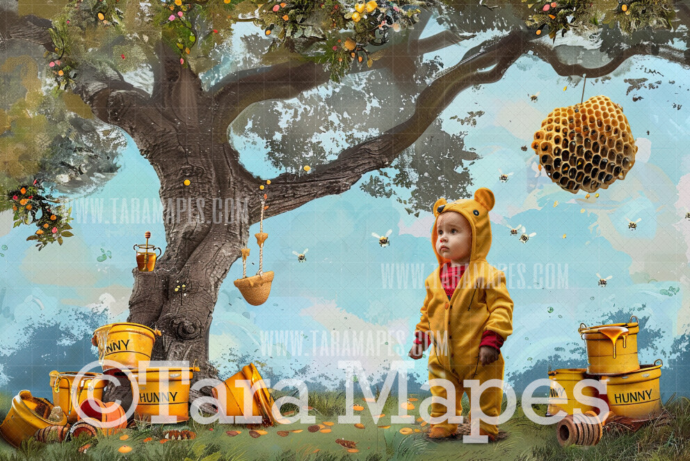 Honey Tree Digital Backdrop - Hunny Bear Tree - JPG File - Tree House Digital Background