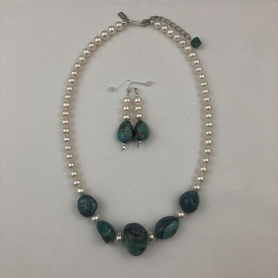 Natural Turquoise & Freshwater Pearl Necklace & Earring Set