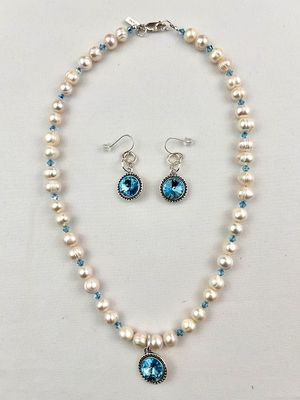 FRESHWATER PEARLS &amp; CRYSTAL NECKLACE &amp; EARRING SET